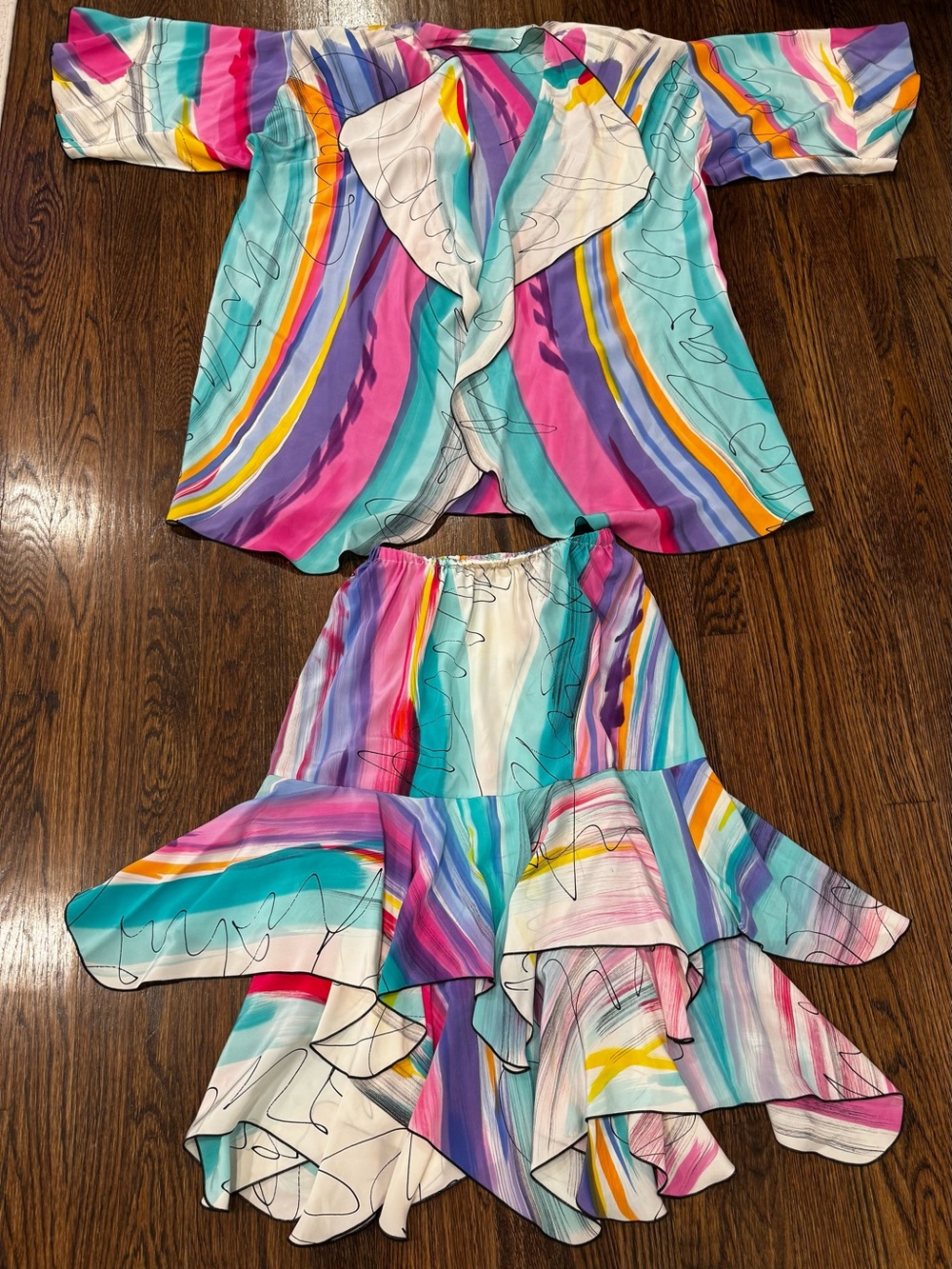 Yolanda Lorente Hand Painted Silk Skirt and Matching Kimono Blouse Size Small